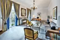 Thumbnail Excelsior Hotel Ernst