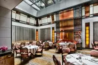 Thumbnail The Mark Hotel