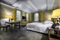 Thumbnail The Mark Hotel