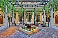 Thumbnail The Siam Hotel