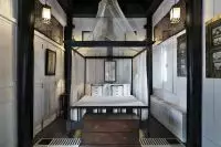 Thumbnail The Siam Hotel