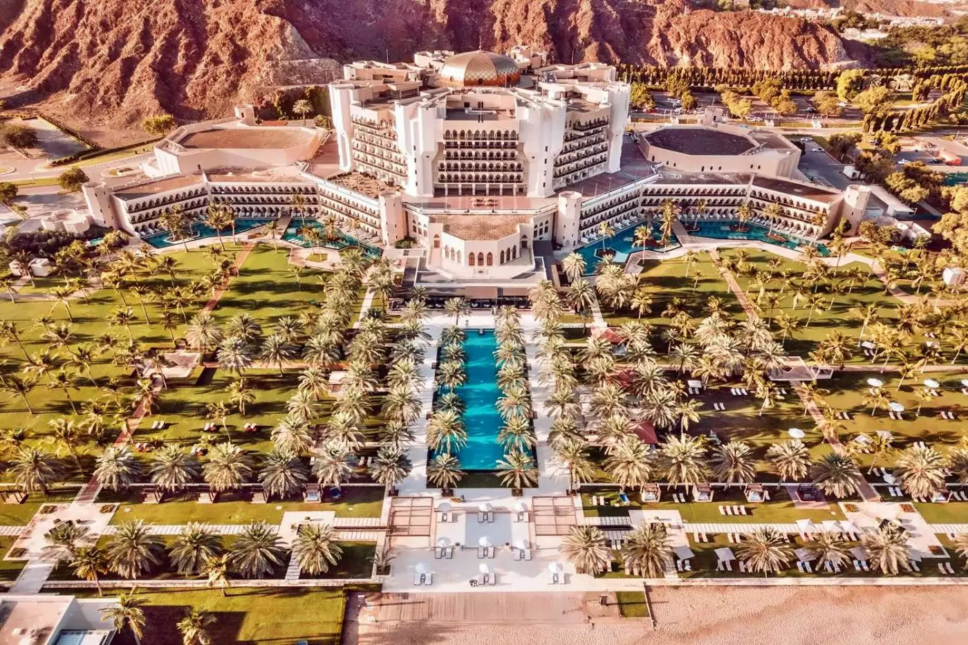 Al Bustan Palace, a Ritz-Carlton Hotel