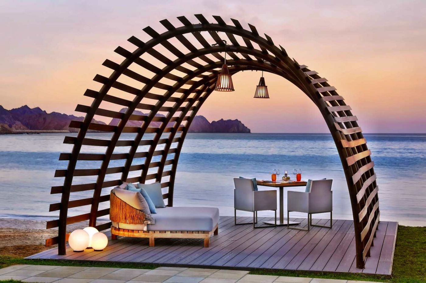 Al Bustan Palace, a Ritz-Carlton Hotel