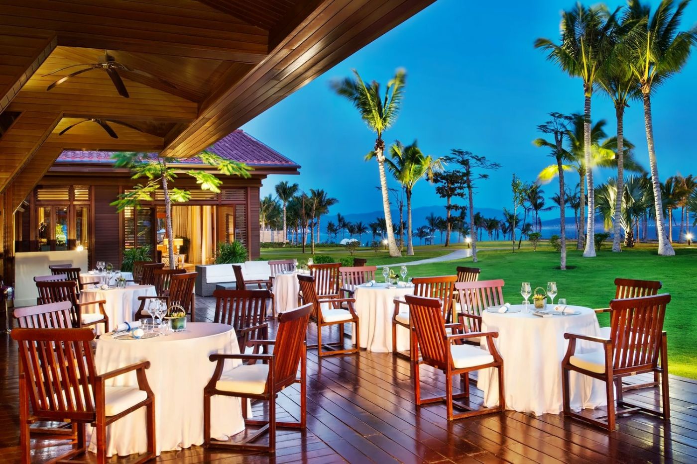 St Regis Sanya Yalong Bay Resort