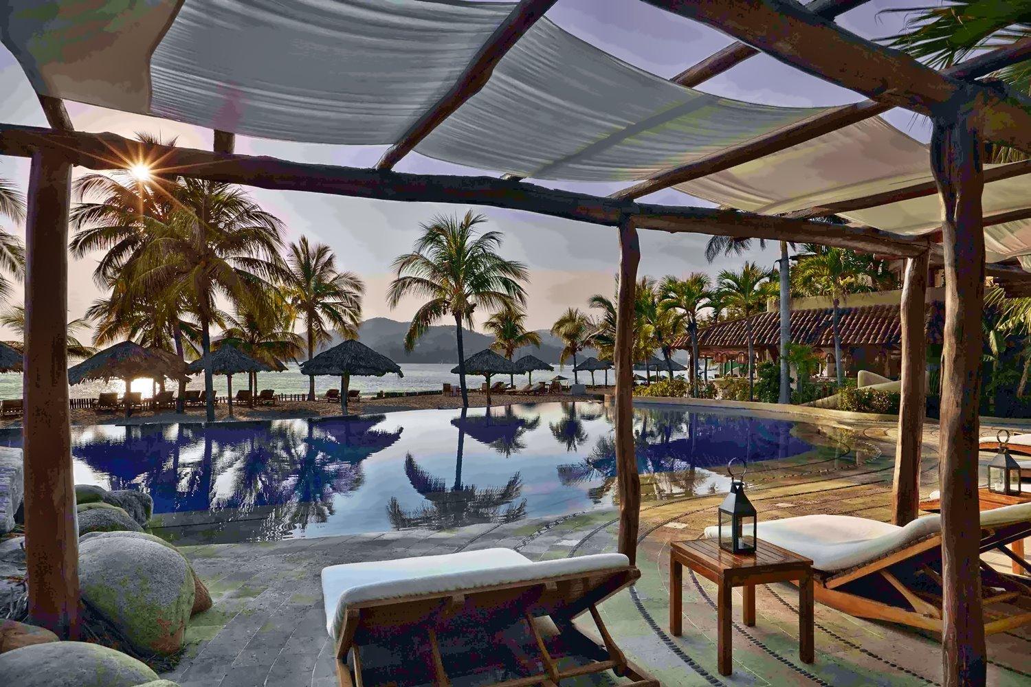 Thompson Zihuatanejo