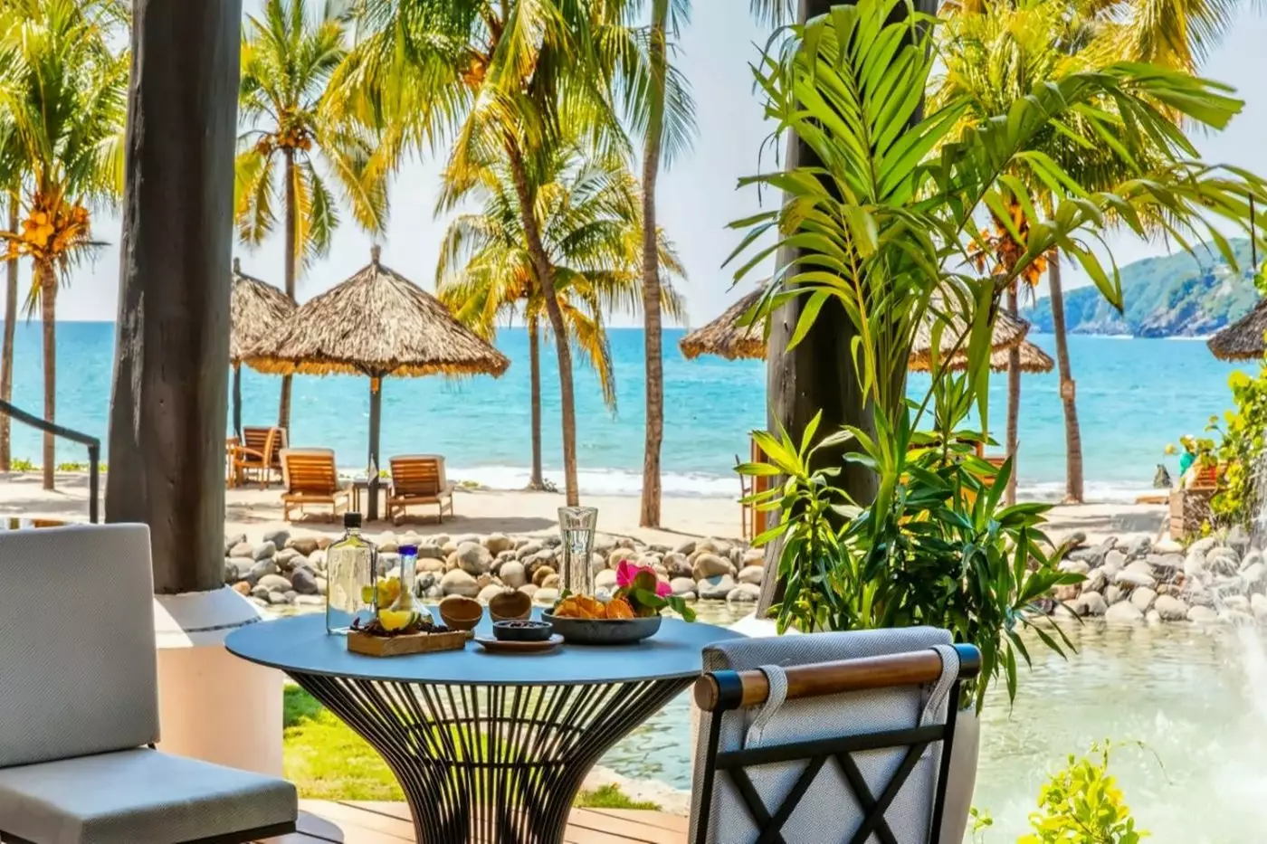 Thompson Zihuatanejo