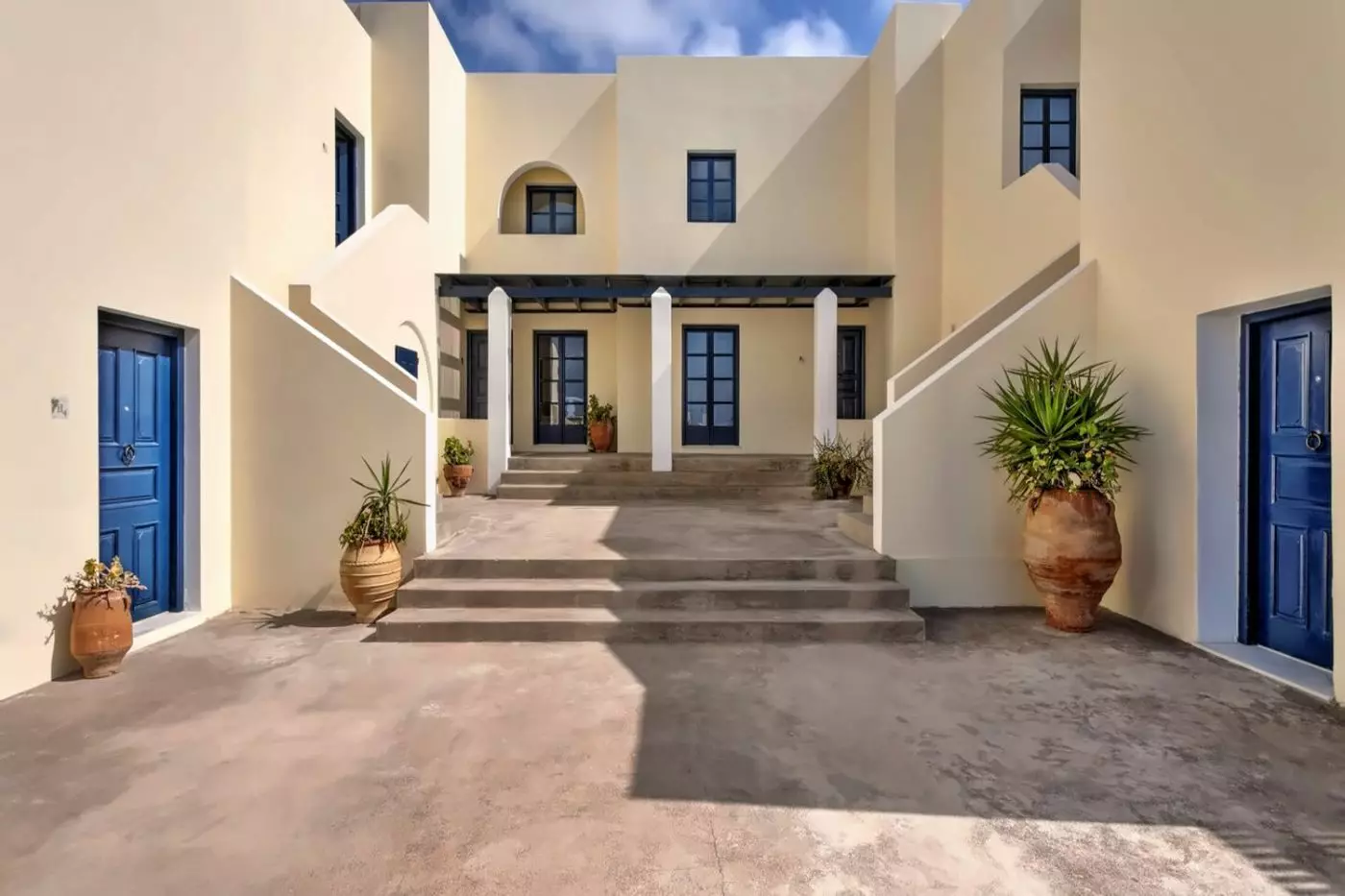 Vedema Santorini