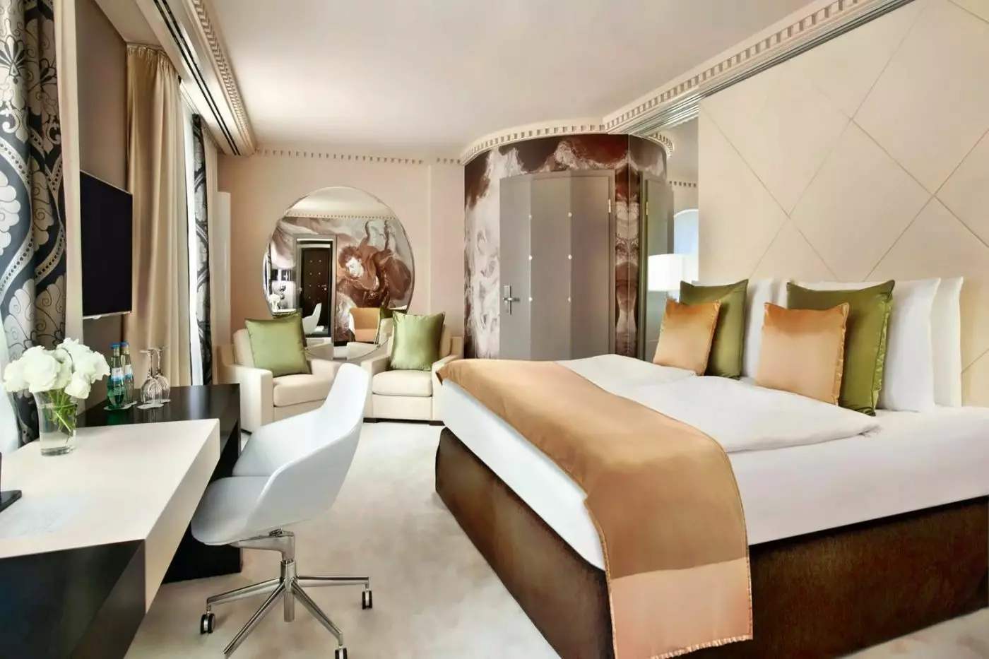 Kempinski Munich Vier Jahreszeiten