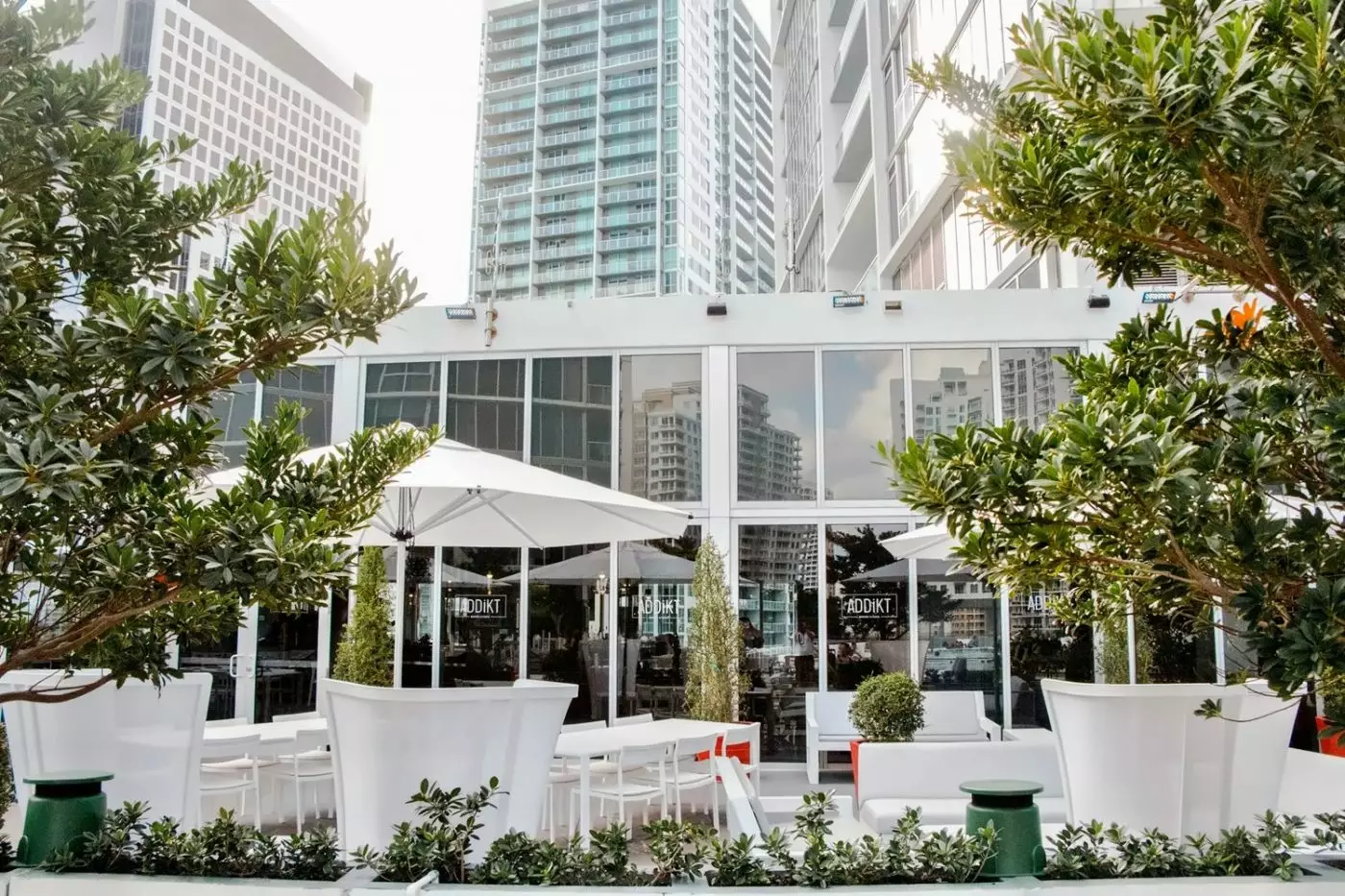 W Miami