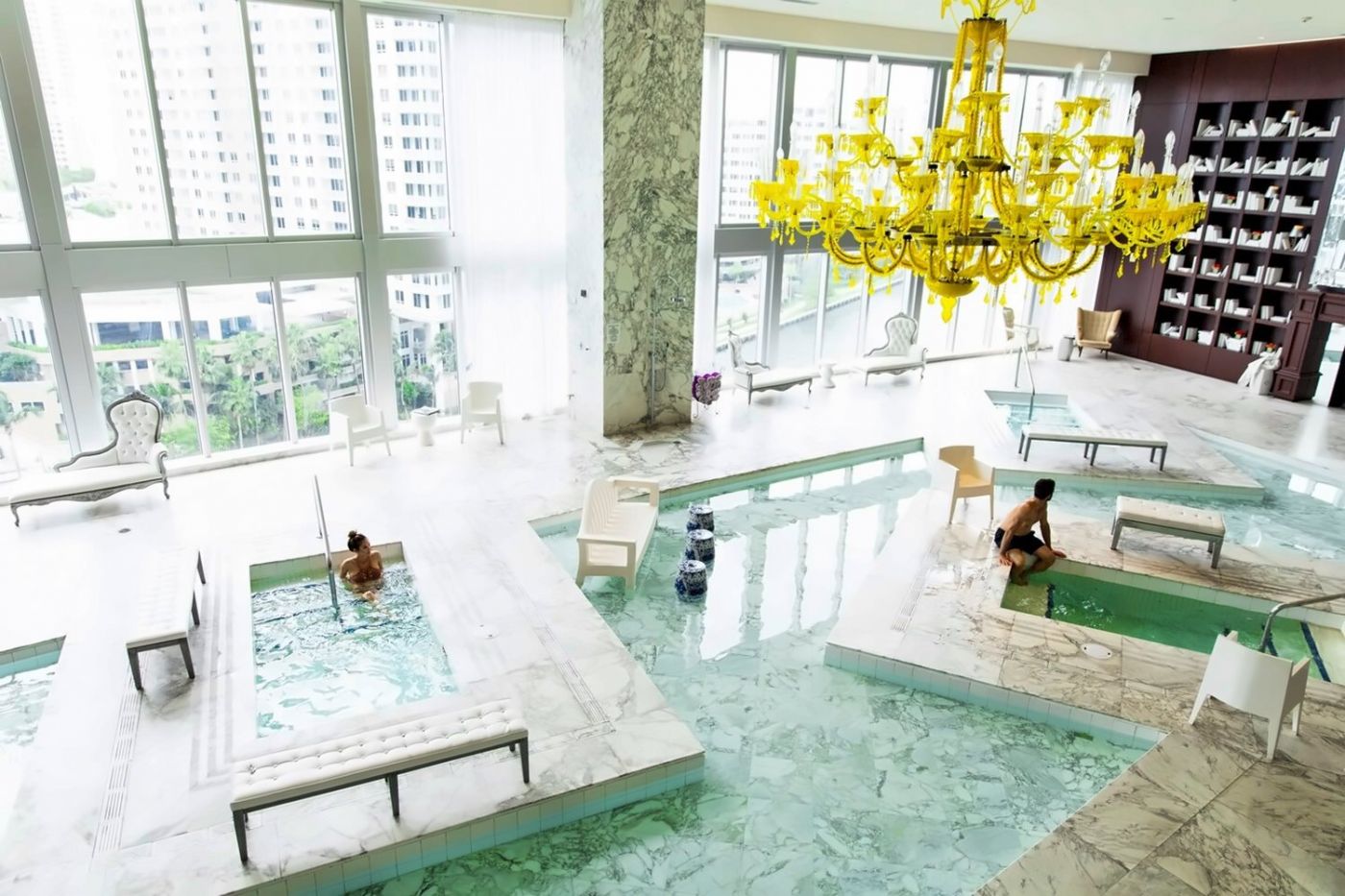 W Miami