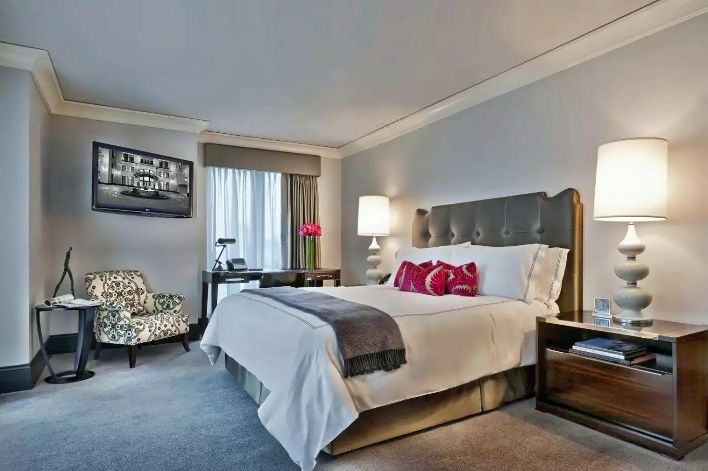 Waldorf Astoria Chicago