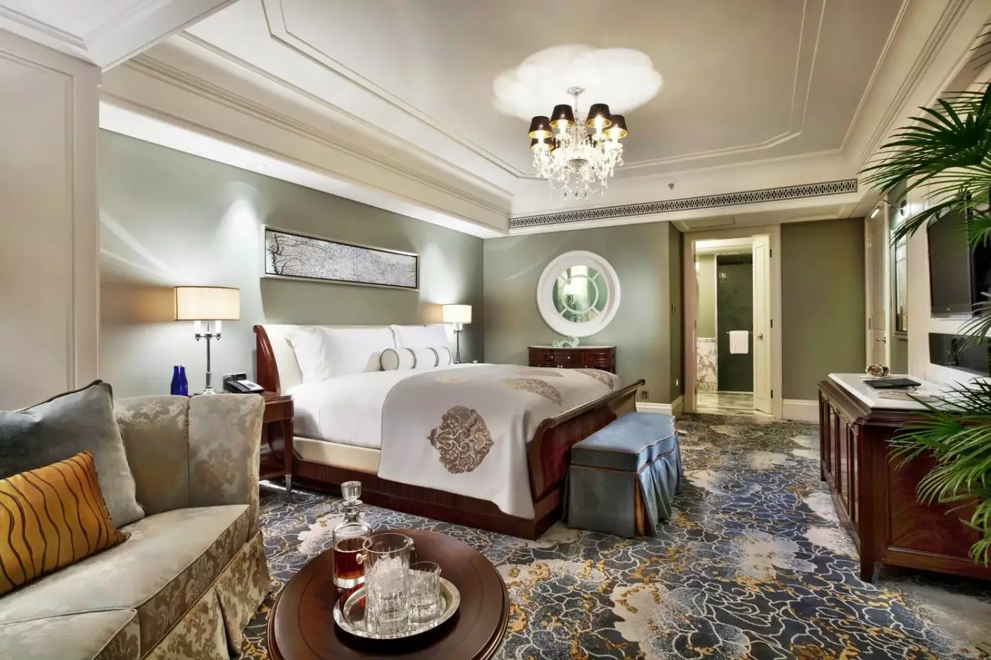 Waldorf Astoria Shanghai on the Bund