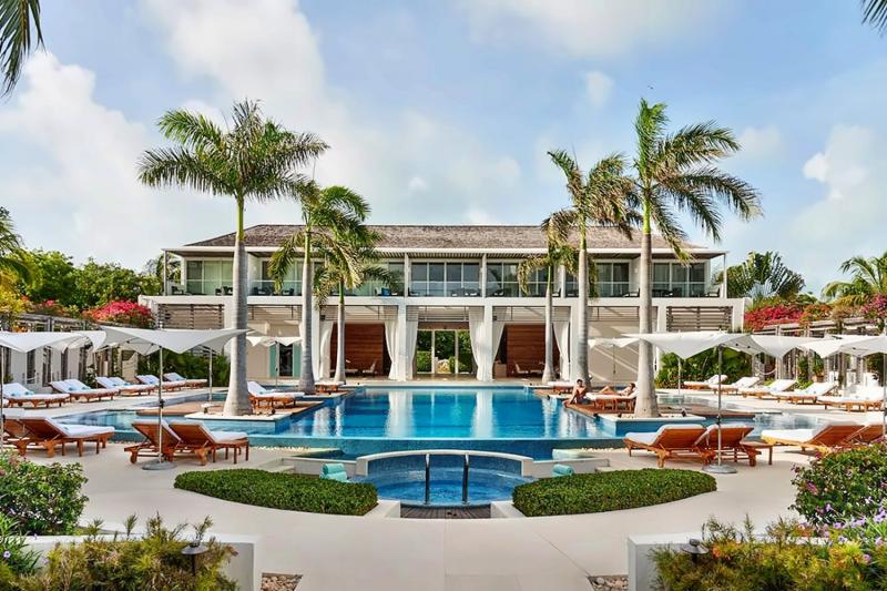 100 USD Hotel Credit for Villas