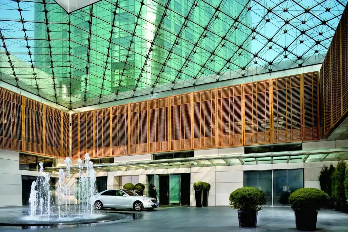 The Ritz-Carlton Beijing, Financial Street