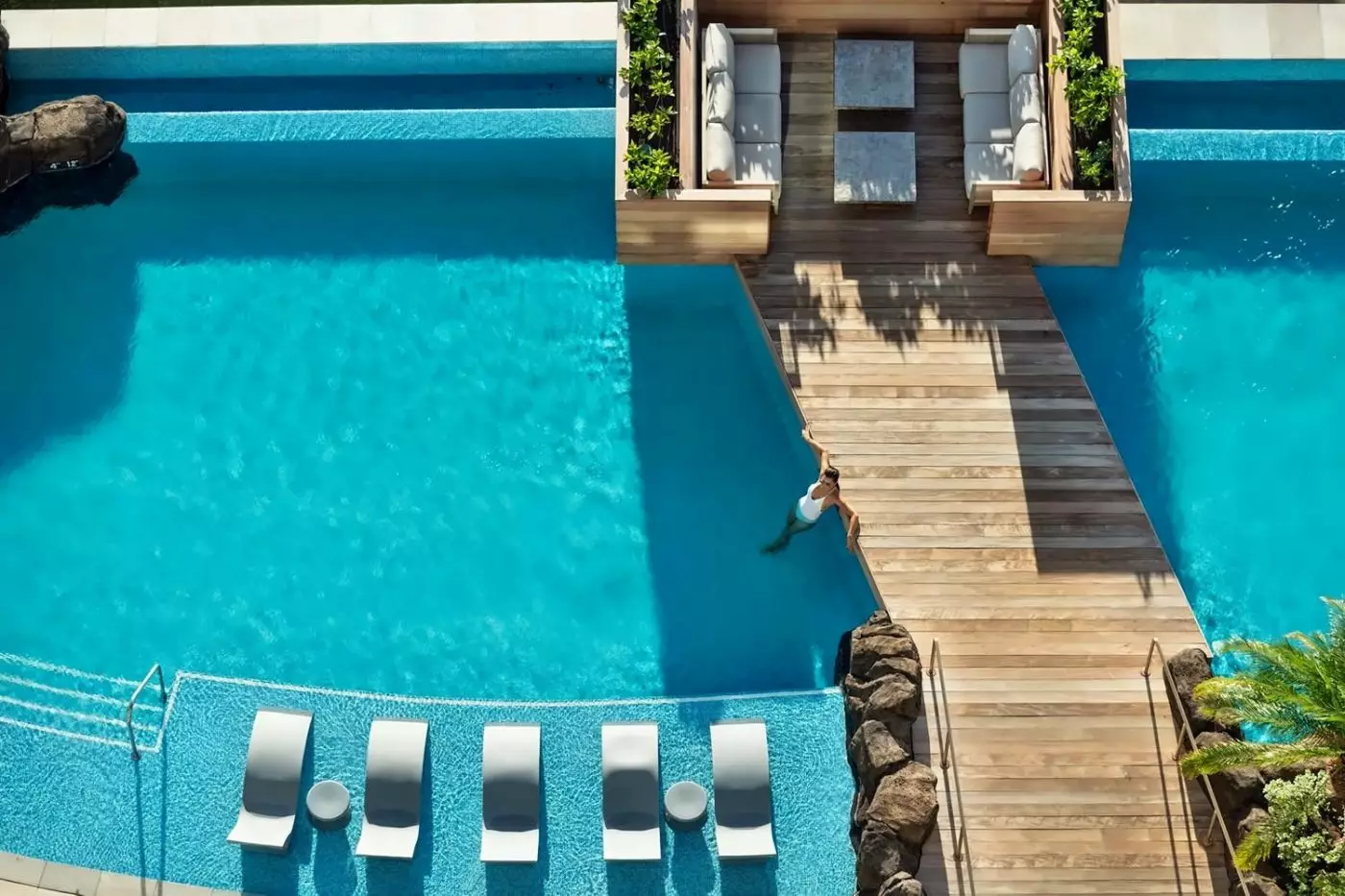 Ritz Carlton Residences Waikiki Beach