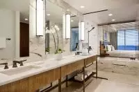 Thumbnail Ritz Carlton Residences Waikiki Beach