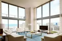 Thumbnail Ritz Carlton Residences Waikiki Beach