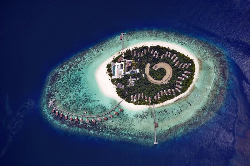 600 USD Hotel Credit & Transfers
