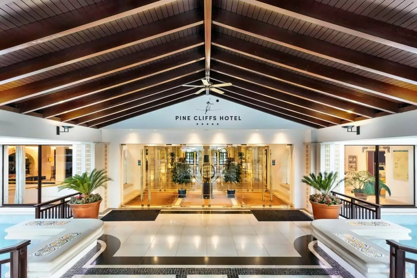 Pine Cliffs Resort