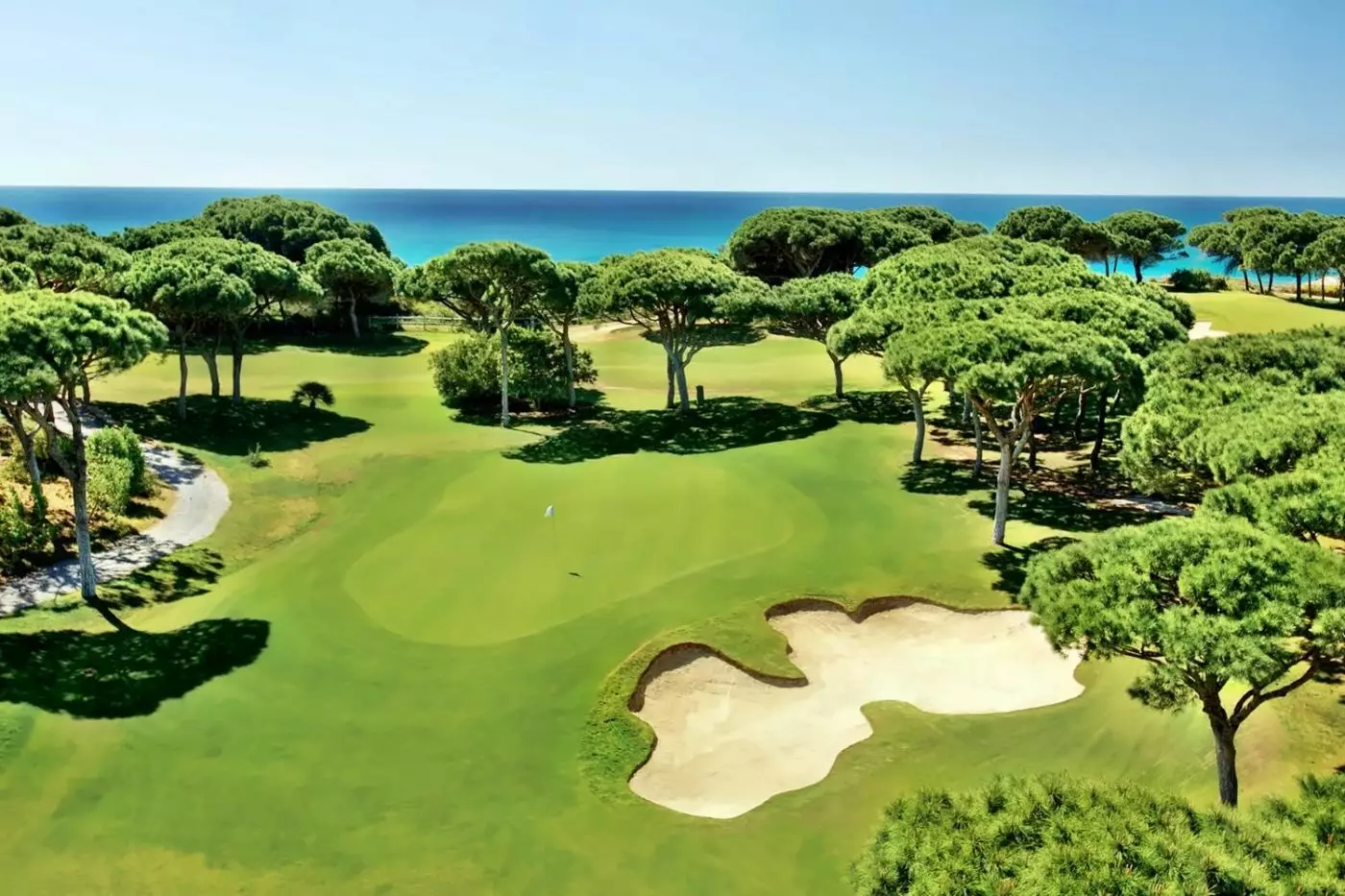 Pine Cliffs Resort