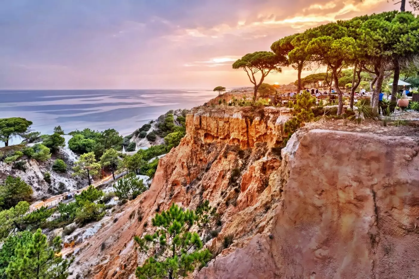 Pine Cliffs Resort