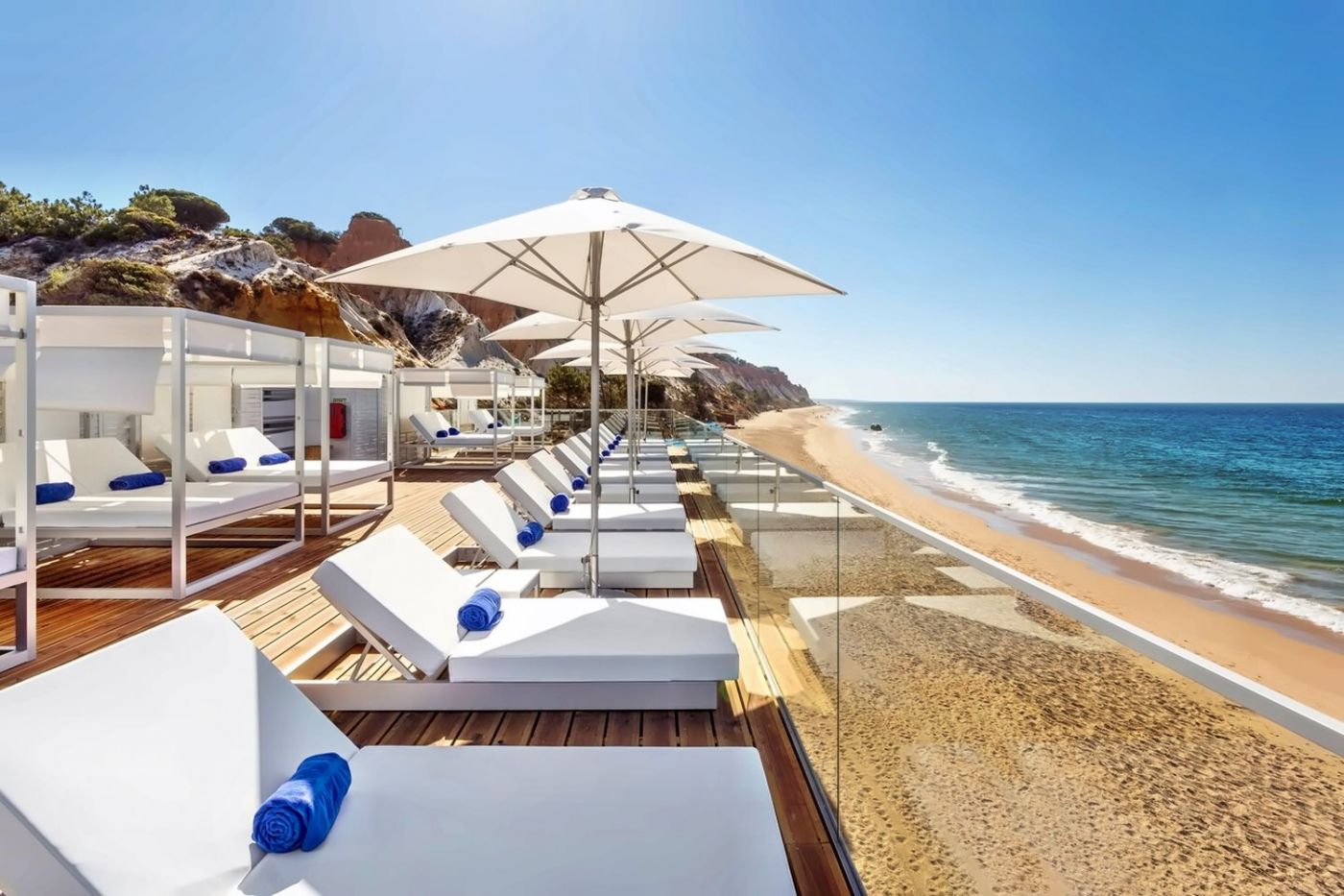 Pine Cliffs Ocean Suites