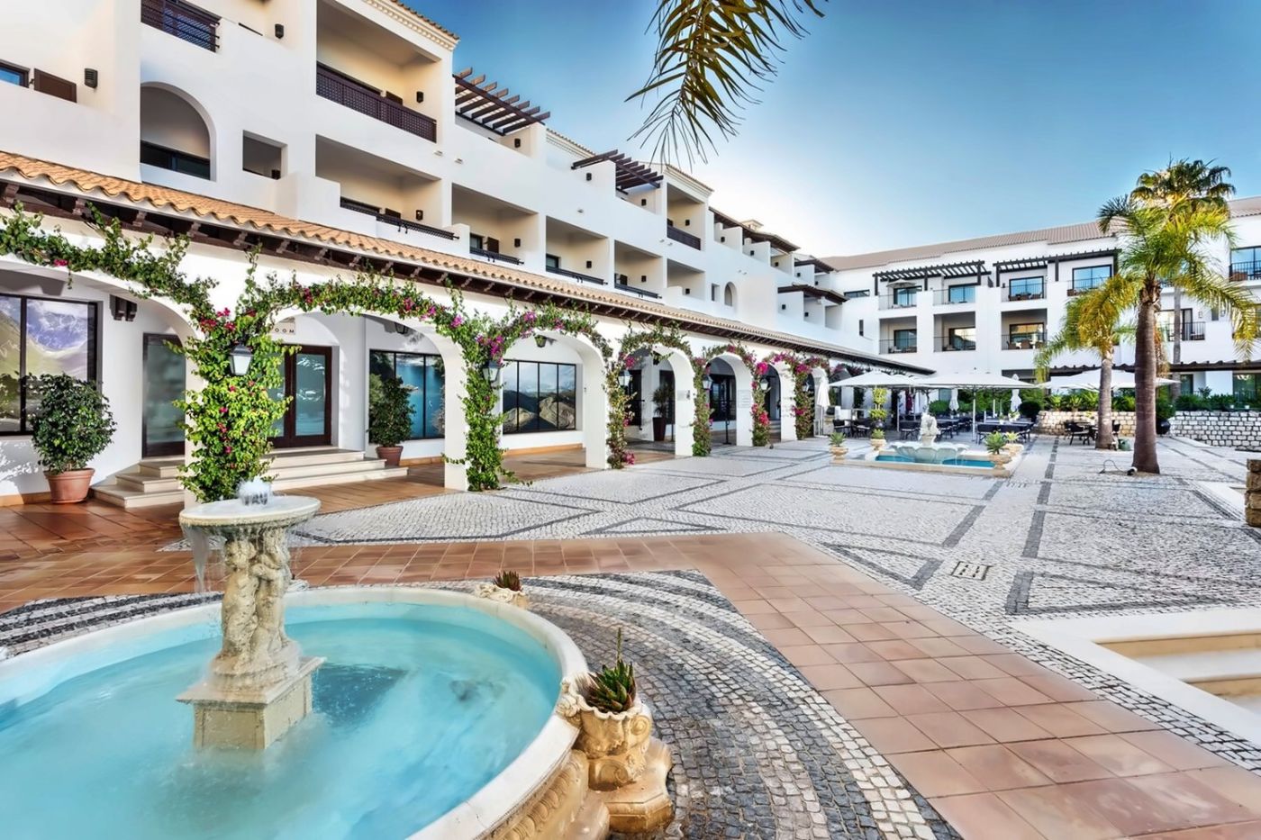 Pine Cliffs Ocean Suites
