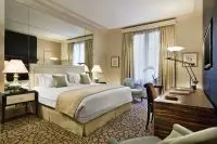 Thumbnail Prince de Galles Paris