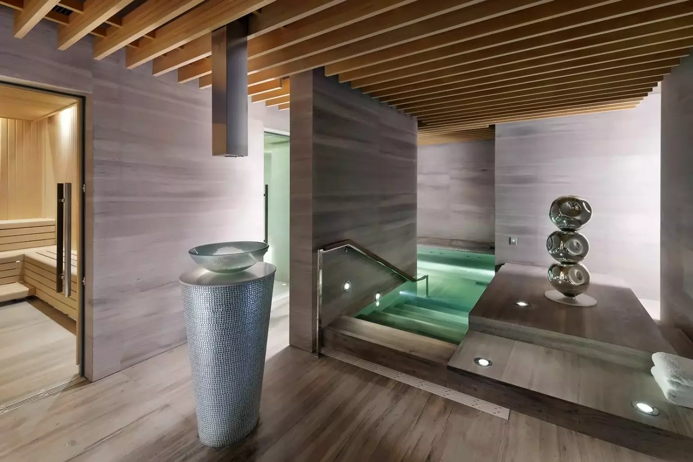 Mandarin Oriental, Guangzhou