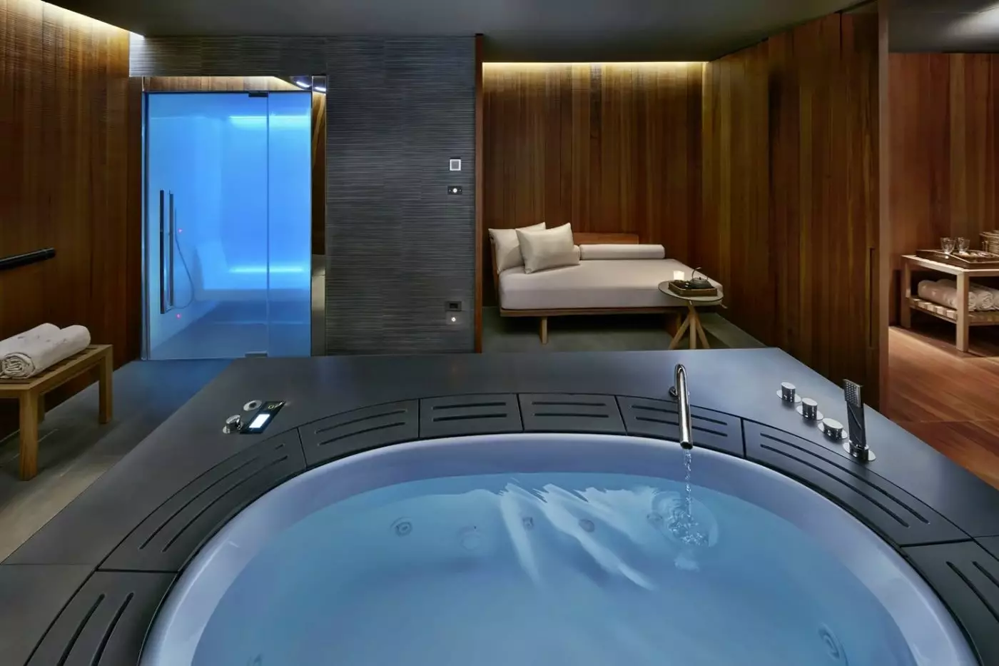 Mandarin Oriental, Milan