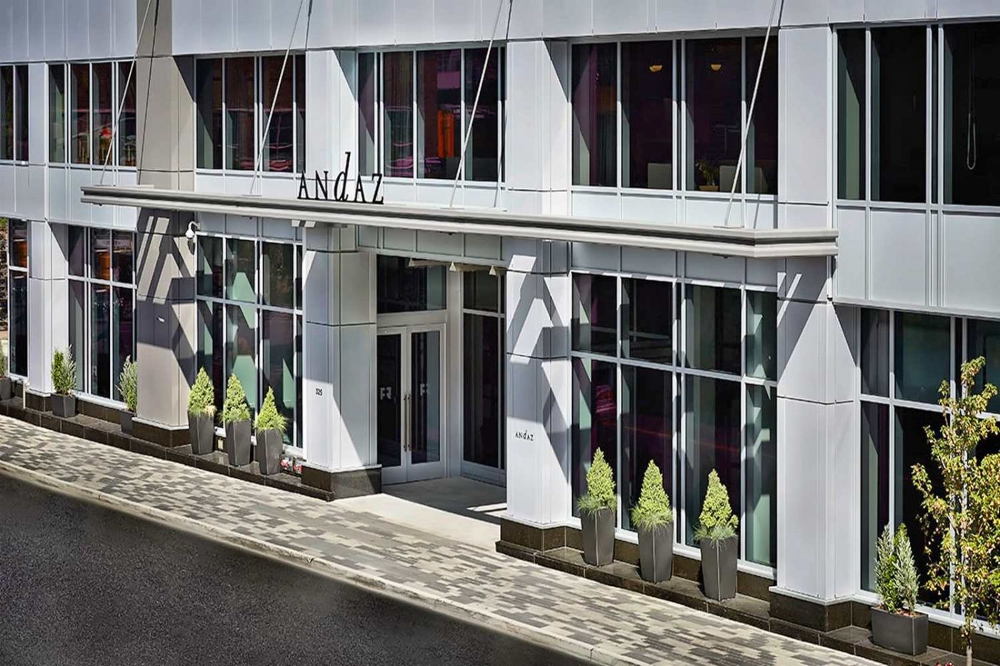 Andaz Ottawa ByWard Market
