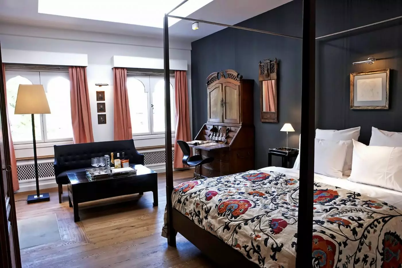 Nimb Hotel