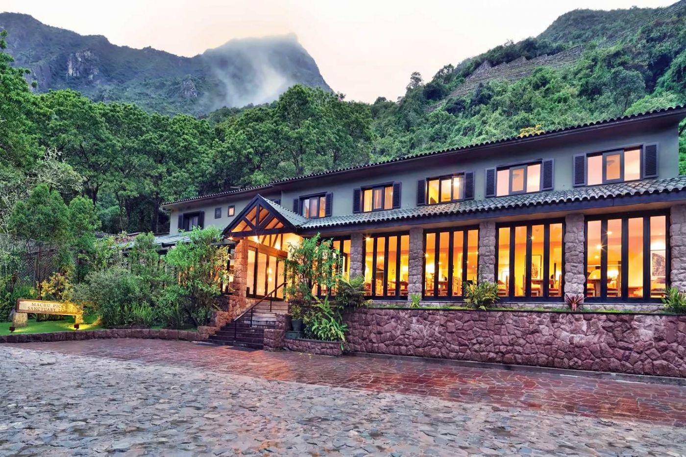 Sanctuary Lodge, A Belmond Hotel, Machu Picchu