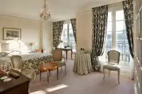 Thumbnail Le Bristol Paris