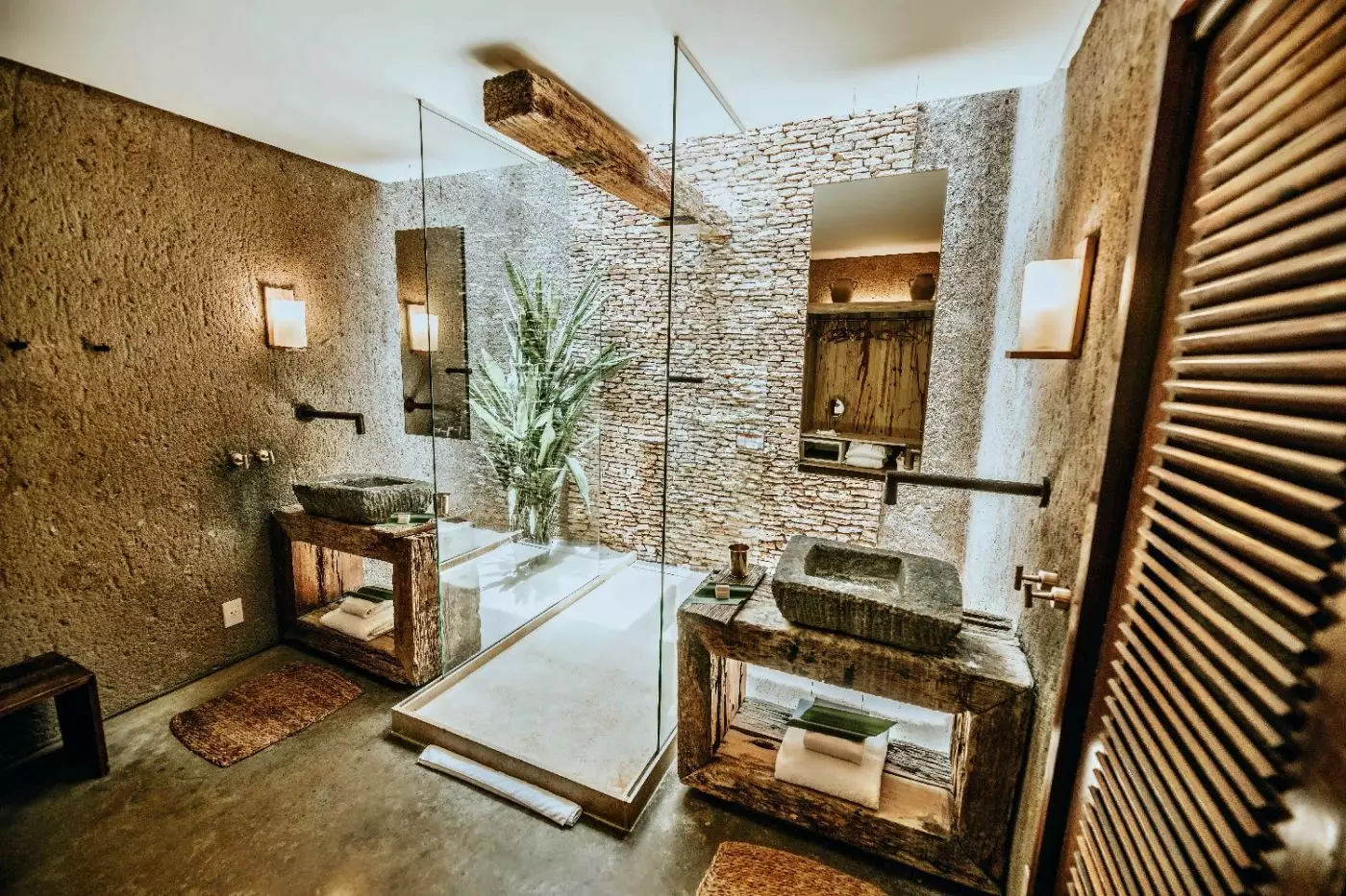 Kenoa Exclusive Beach Spa & Resort