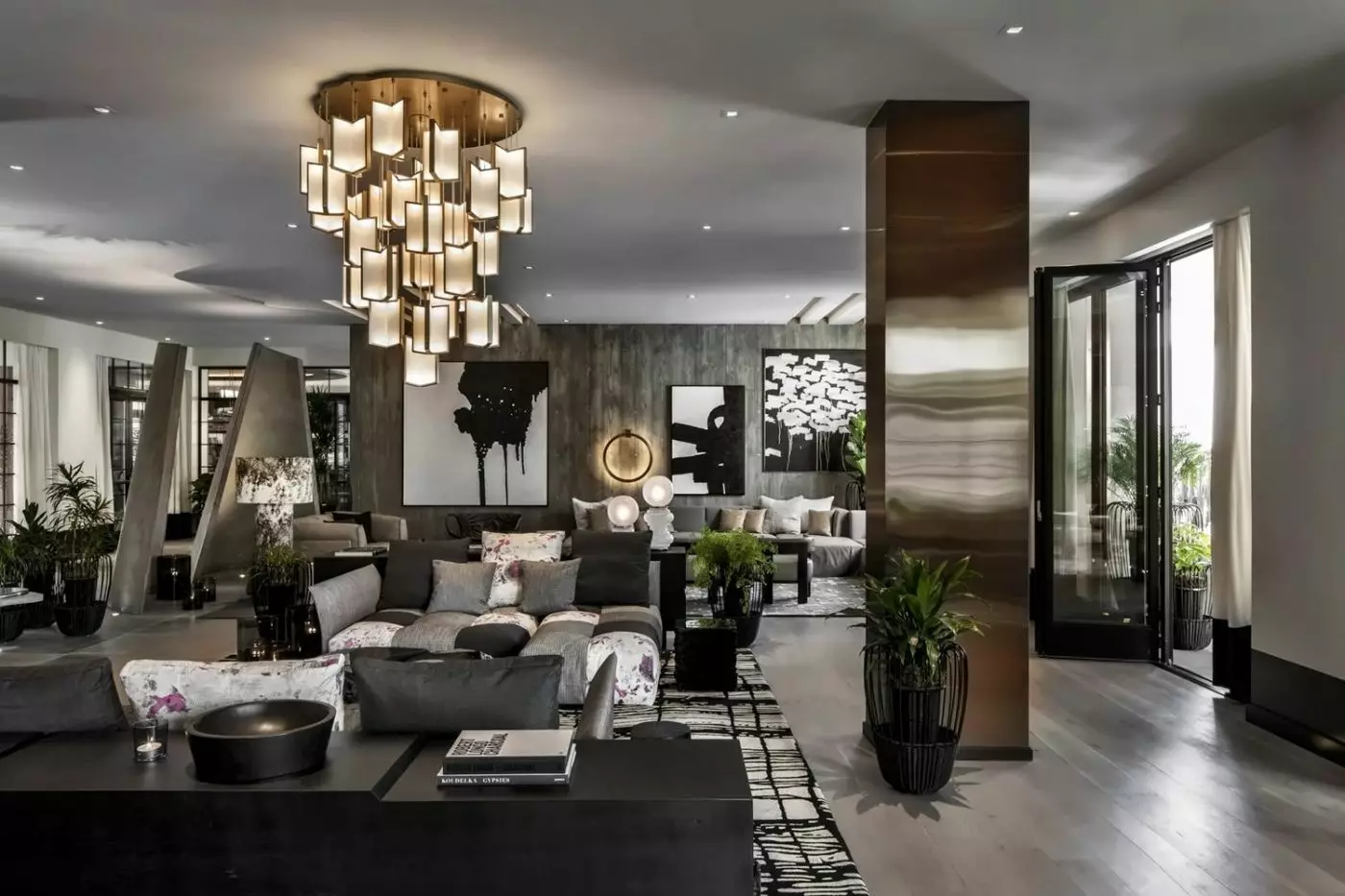 Kimpton La Peer Hotel
