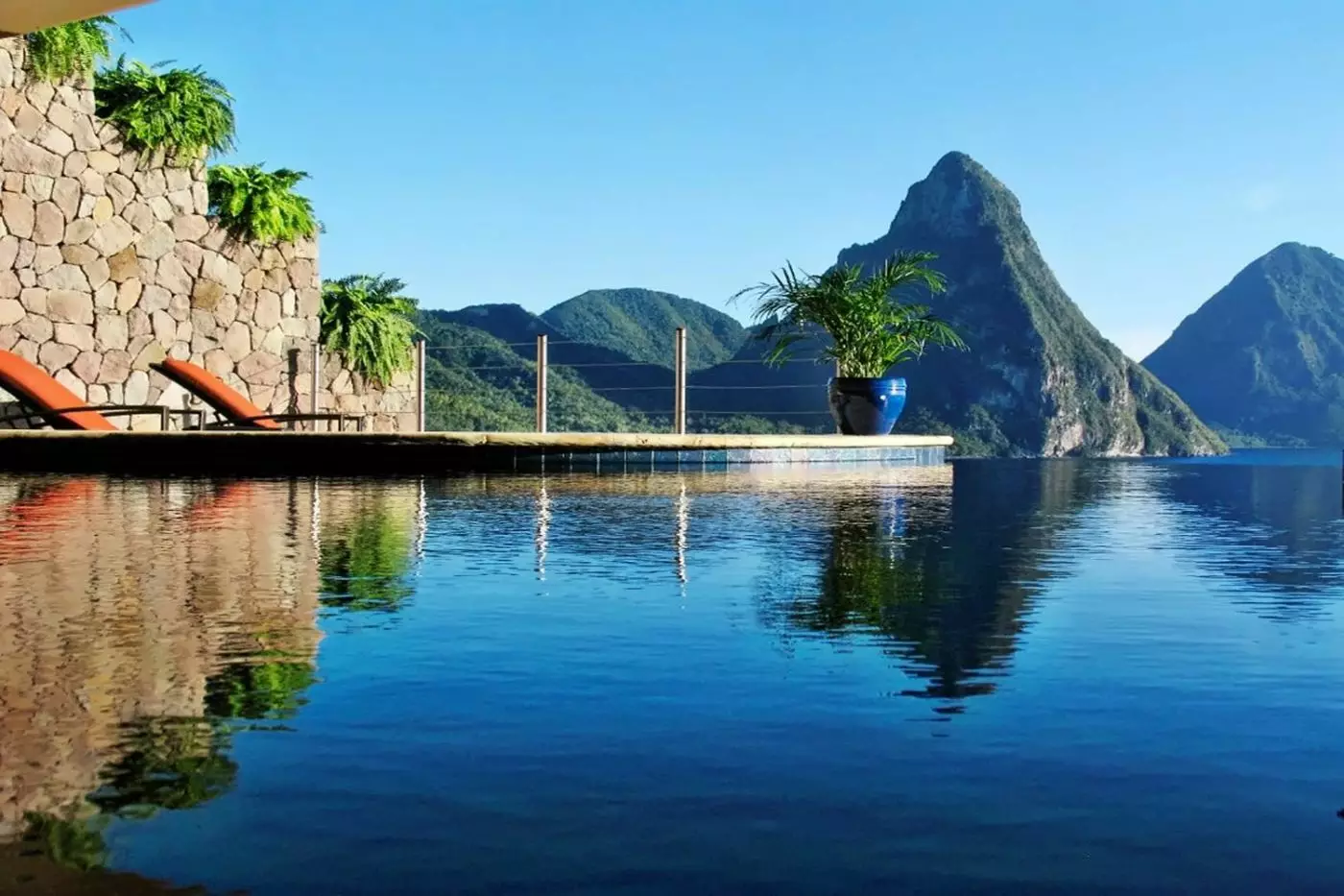 Jade Mountain Resort