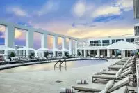 Thumbnail Conrad Fort Lauderdale Beach