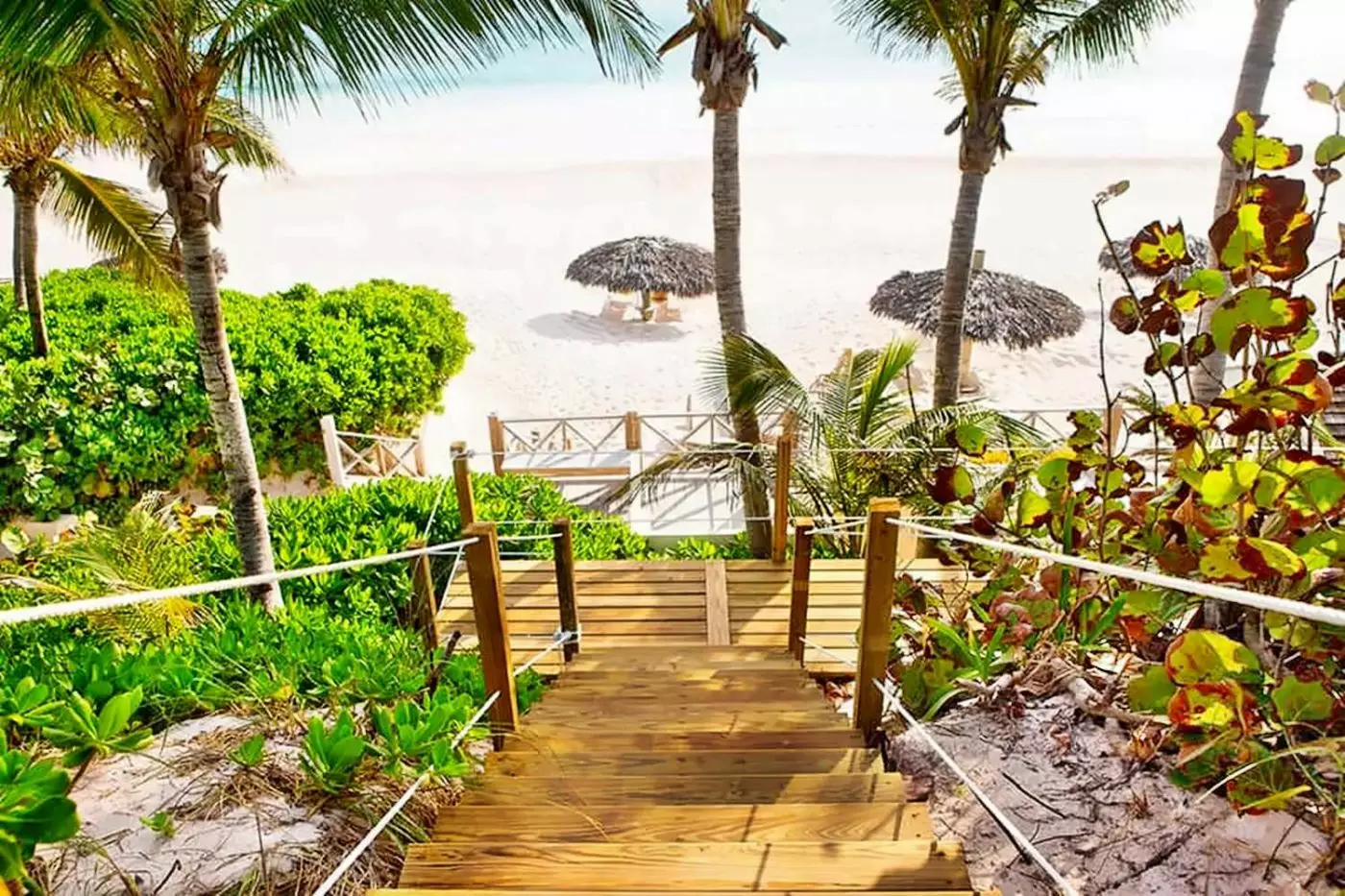 Coral Sands Hotel Harbour Island