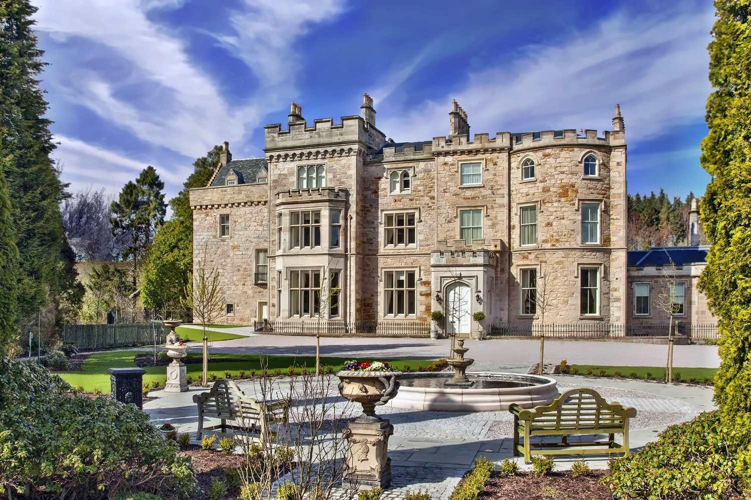 Crossbasket Castle
