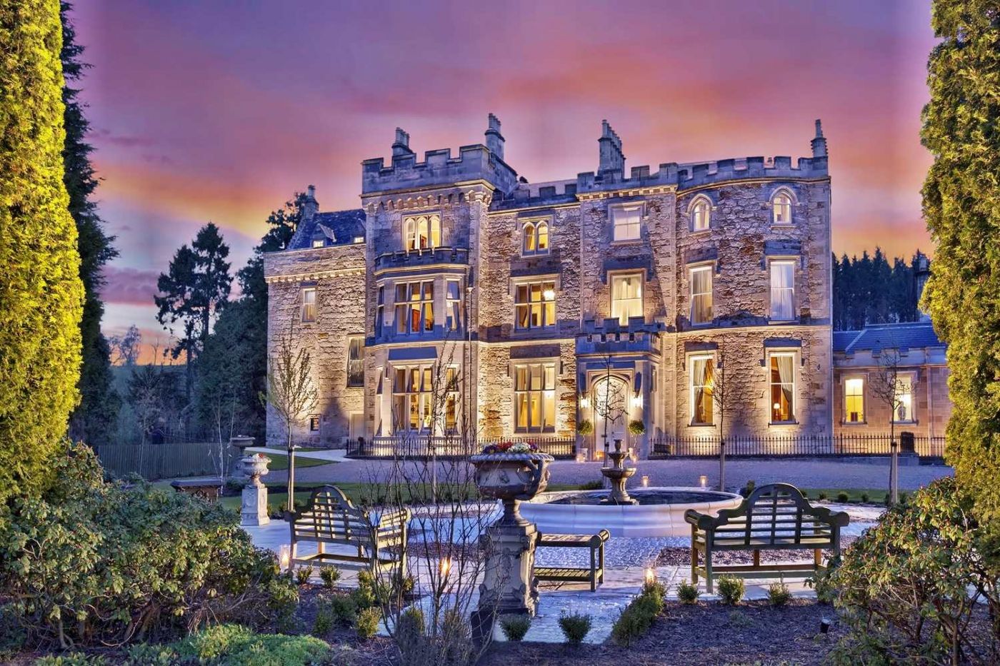 Crossbasket Castle Hotel, Spa & Restaurant