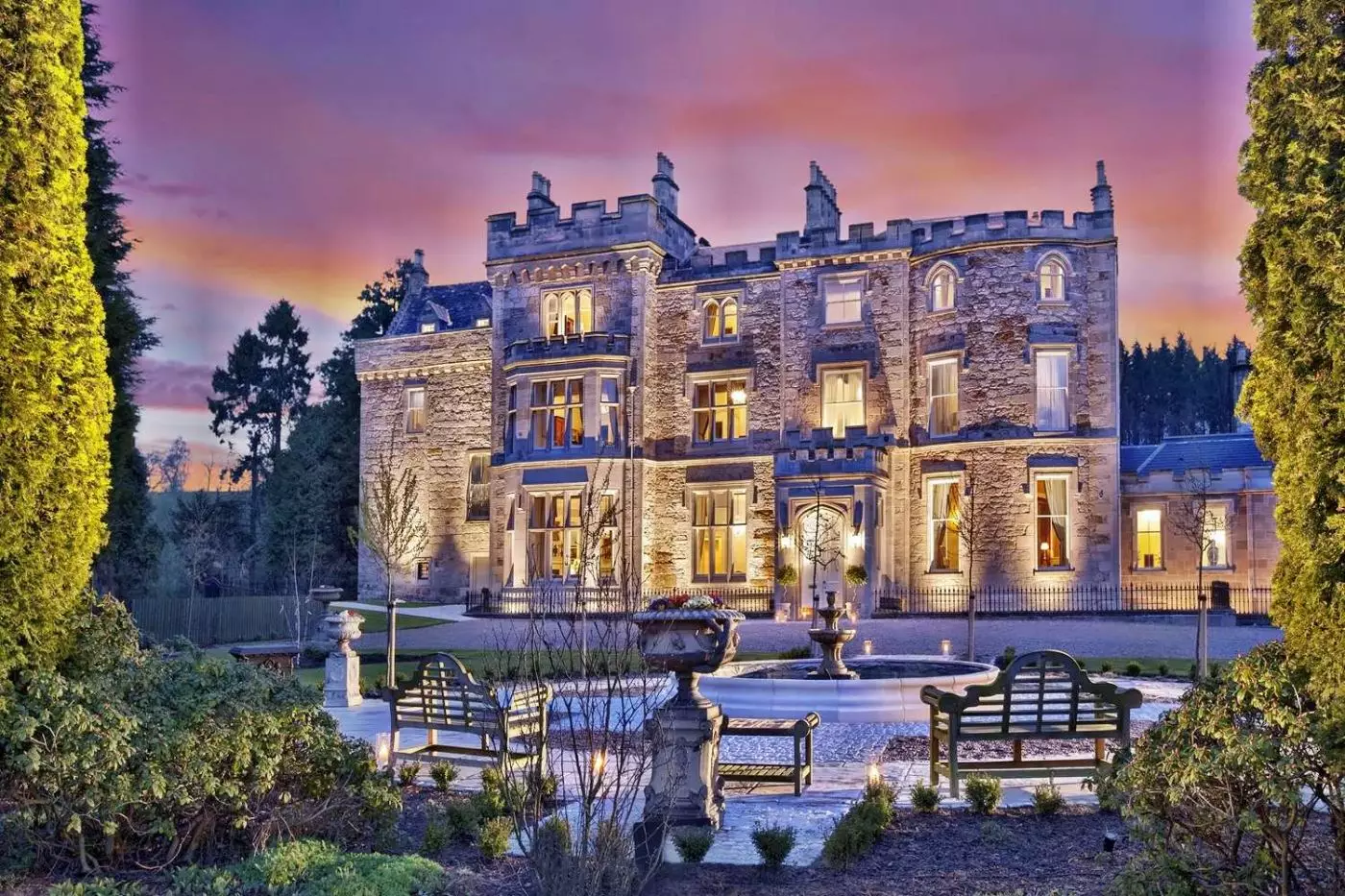 Crossbasket Castle Hotel, Spa & Restaurant