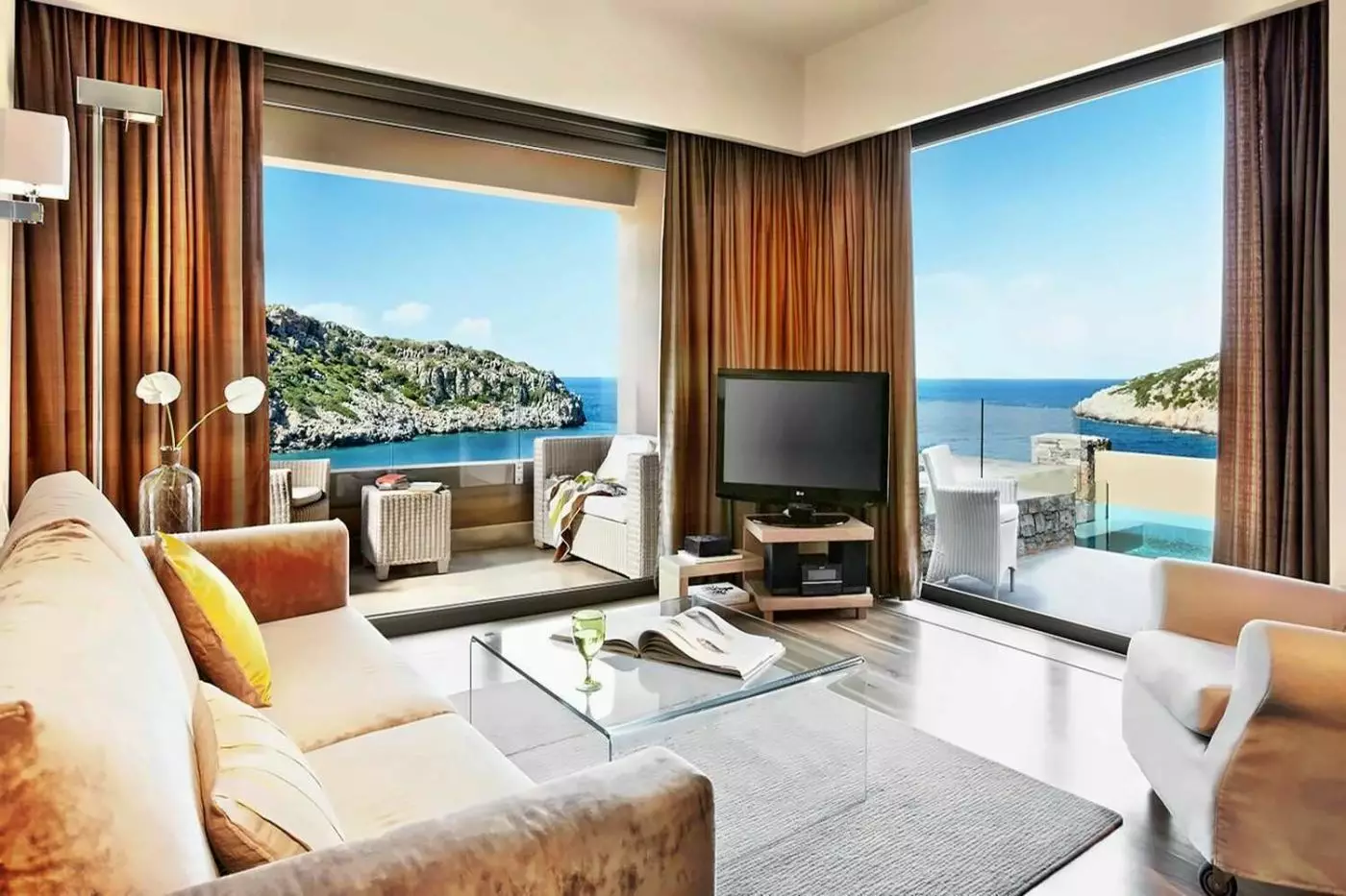 Daios Cove