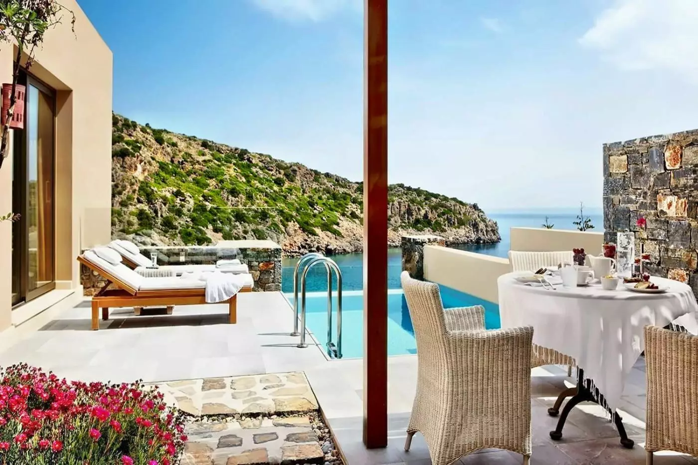 Daios Cove