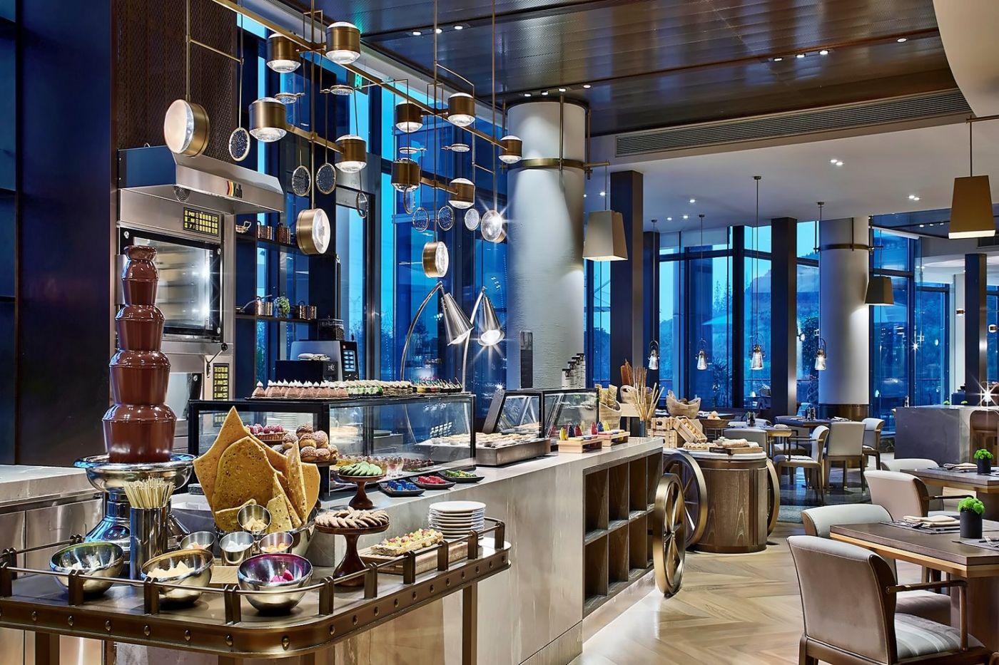InterContinental Shanghai Wonderland