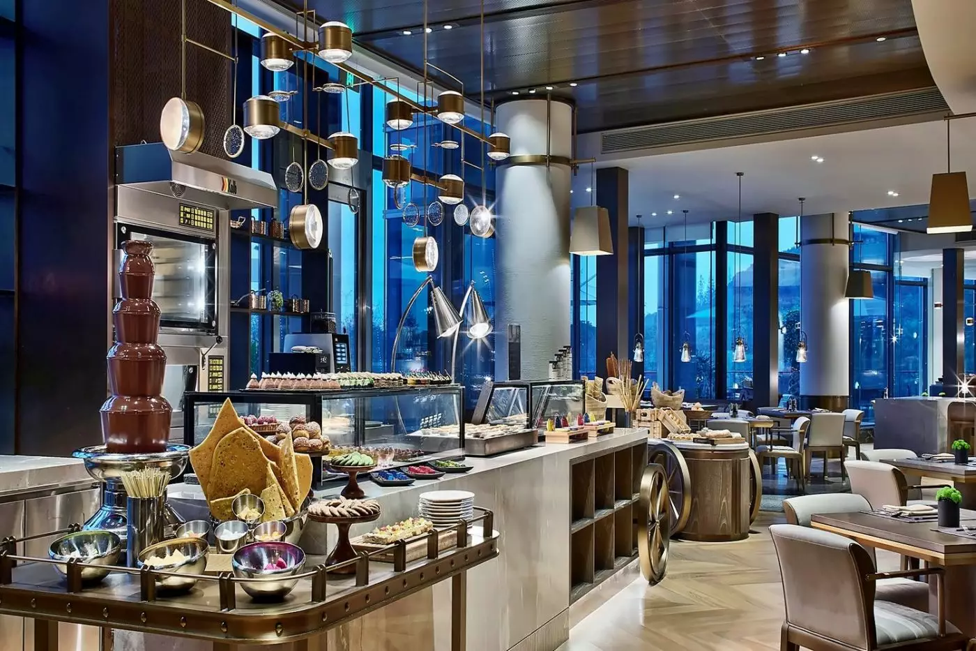 InterContinental Shanghai Wonderland