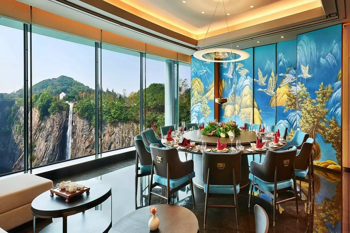 InterContinental Shanghai Wonderland