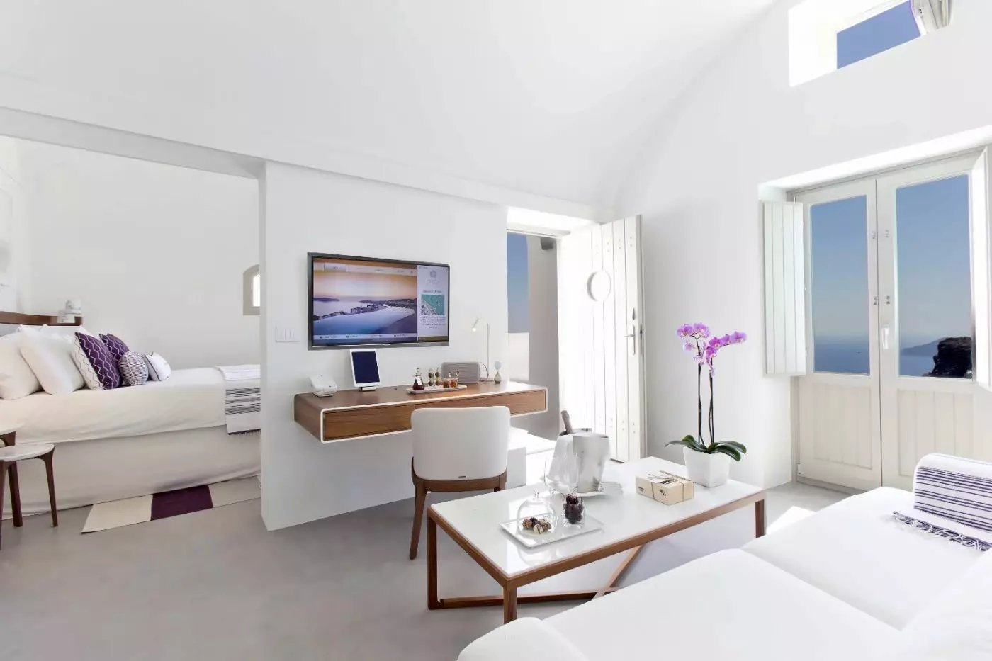 Grace Hotel Santorini