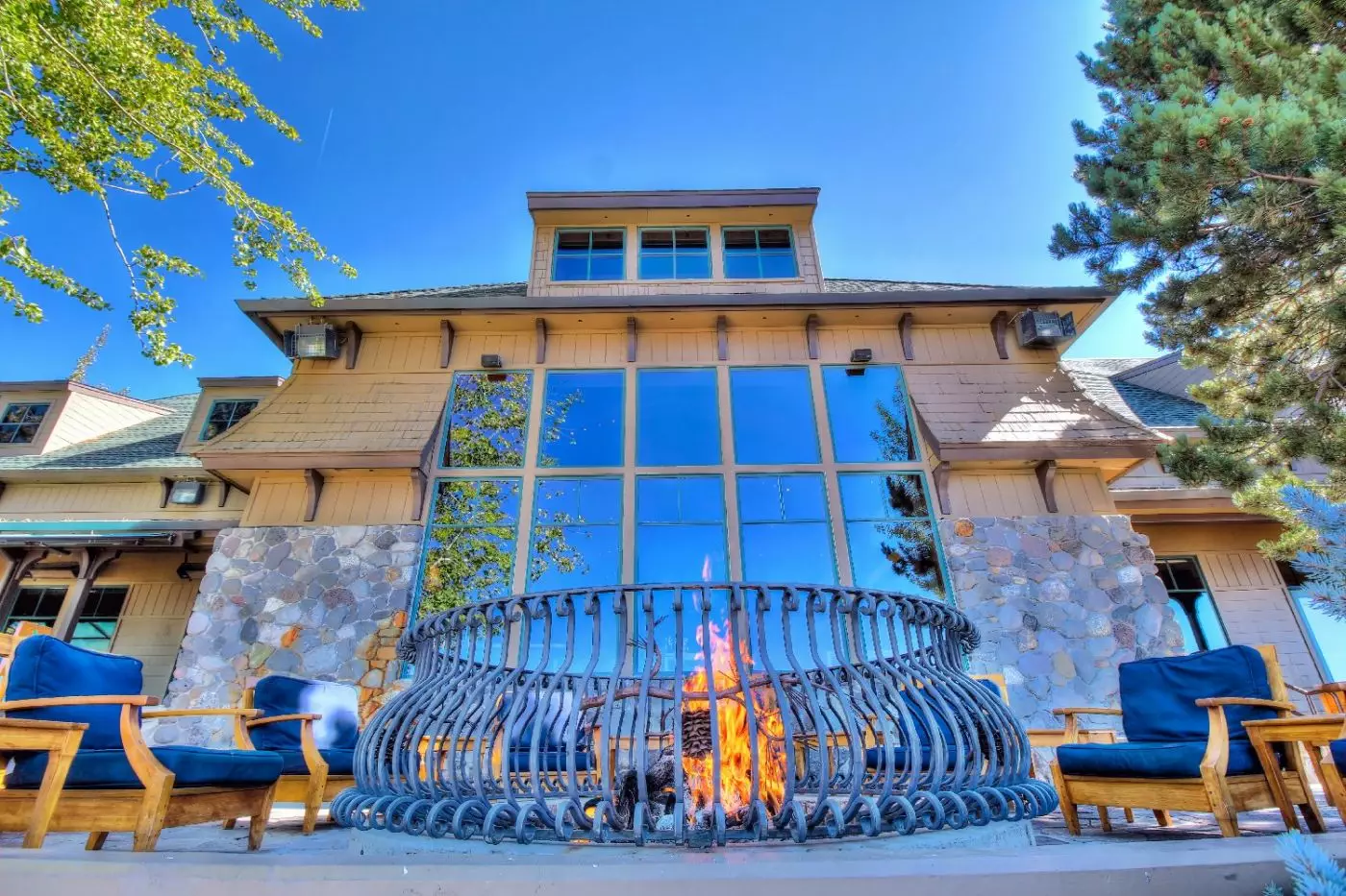 Hyatt Regency Lake Tahoe Resort Spa & Casino