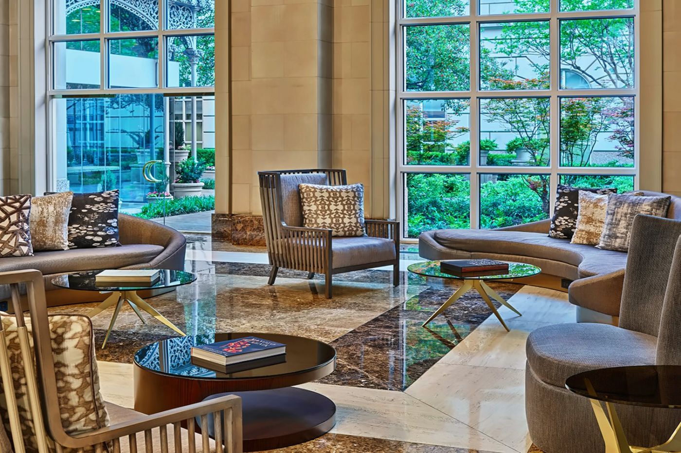 Hotel Crescent Court